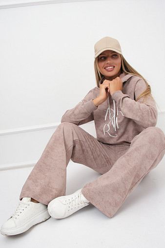 Костюм женский Либерти бежевый