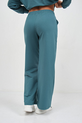 Костюм женский Верона однотонный изумруд