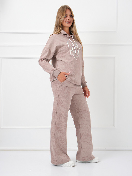 Костюм женский Либерти бежевый