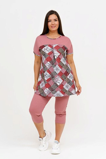 Костюм Вдохновение брусника/ромбы