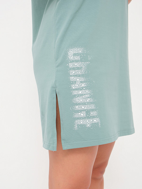 Платье женское Мирэль со стразами изумруд