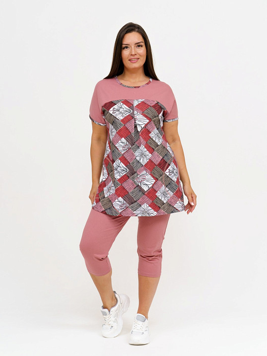 Костюм Вдохновение брусника/ромбы